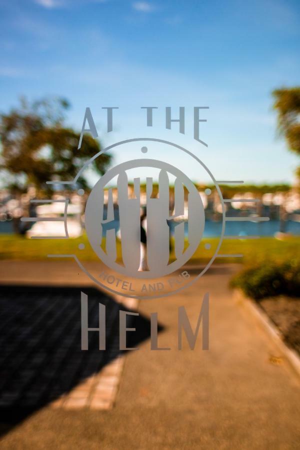 At The Helm Hotel Ilwaco Exterior foto