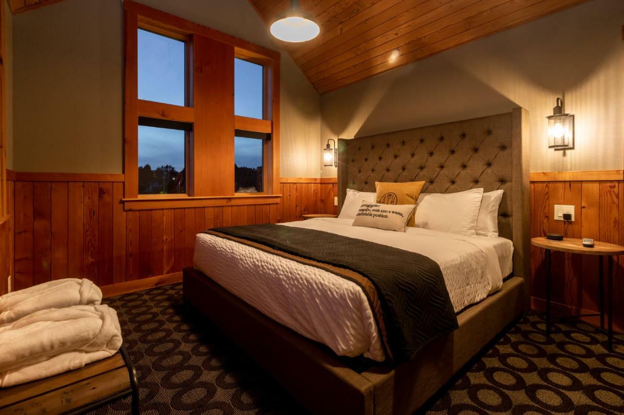 At The Helm Hotel Ilwaco Zimmer foto